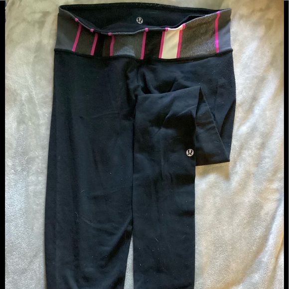 Lulu Reversible Leggings - Picture 2 of 2